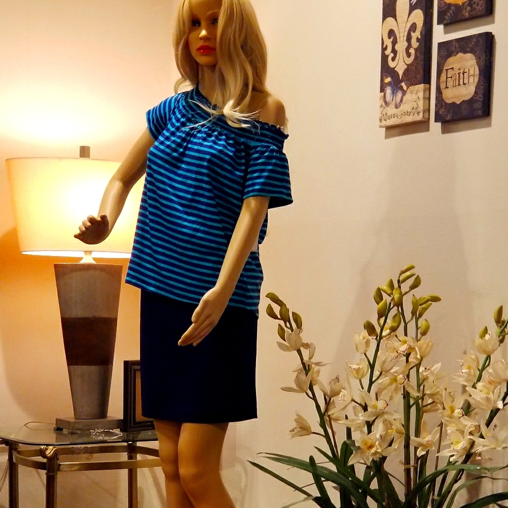 NWT Liz Claiborne💙Tropical Blue multicolor